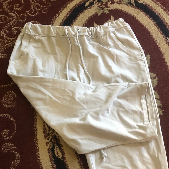 Pistache woman’s off white crop pants XL- made in Italy - made for comfort. - Picture 2 of 9